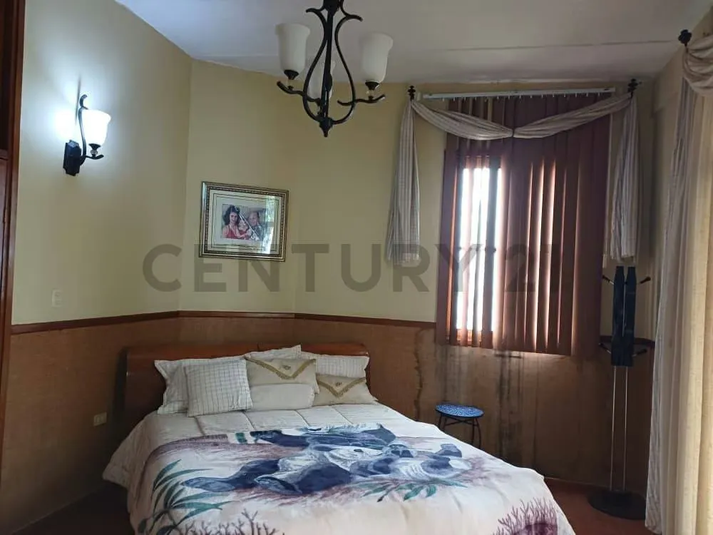En Venta Espectacular casa en Los Altos de Santa Fe. - 25