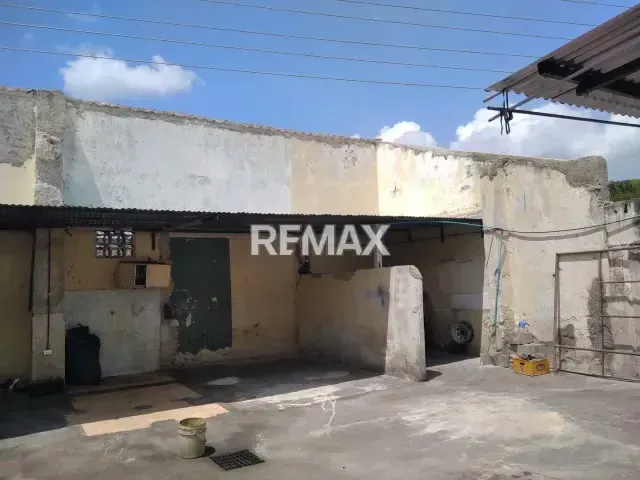 GALPON EN ALQUILER A MEDIA CUADRA AV BOLIVAR PARROQUIA SAN JOSE 600 mts2 - 9