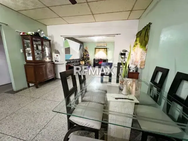 Edificación multipropósito en venta en el Sector Luis Aparicio, San Francisco - 15