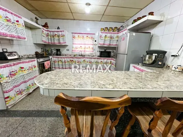 Edificación multipropósito en venta en el Sector Luis Aparicio, San Francisco - 20