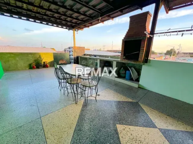 Edificación multipropósito en venta en el Sector Luis Aparicio, San Francisco - 8