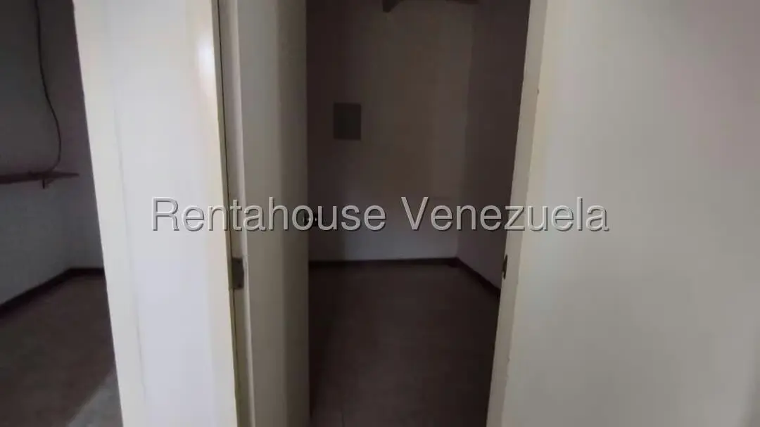 Casa (1 Nivel) en Venta en Los Salias, Miranda - 24