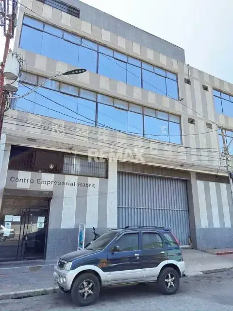 LOCAL COMERCIAL EN VENTA EN CENTRO EMPRESARIAL RABRIT CENTRO DE PUERTO LA CRUZ
