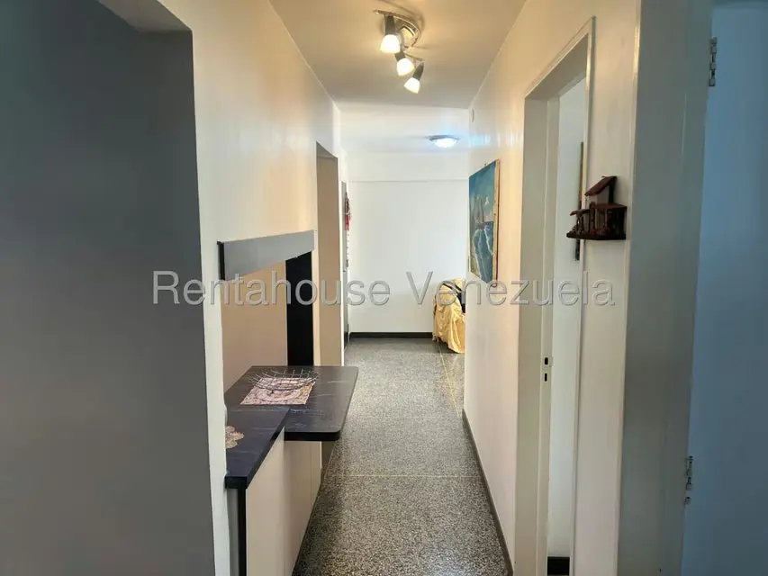 Apartamento (1 Nivel) en Venta en Santa Monica, Distrito Metropolitano - 14