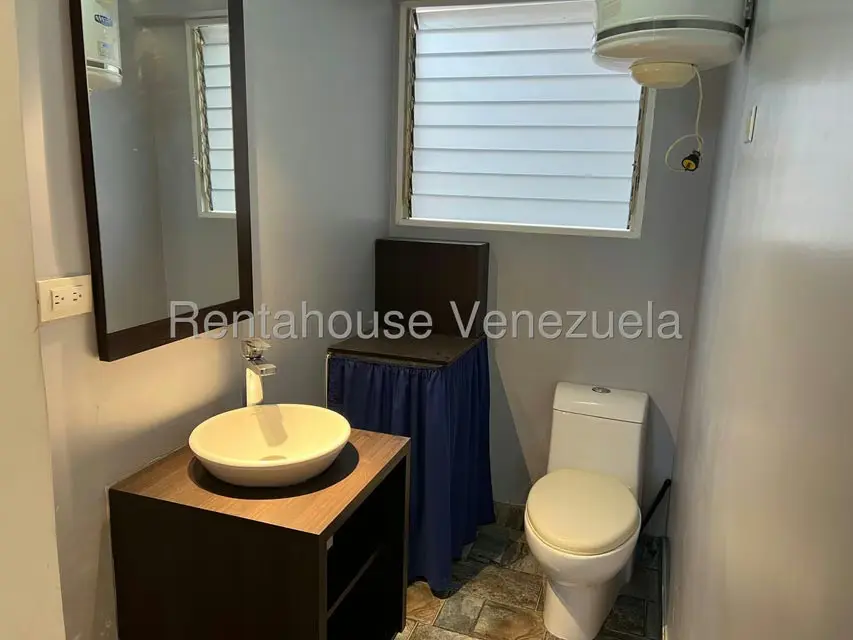 Apartamento (1 Nivel) en Venta en Santa Monica, Distrito Metropolitano - 18