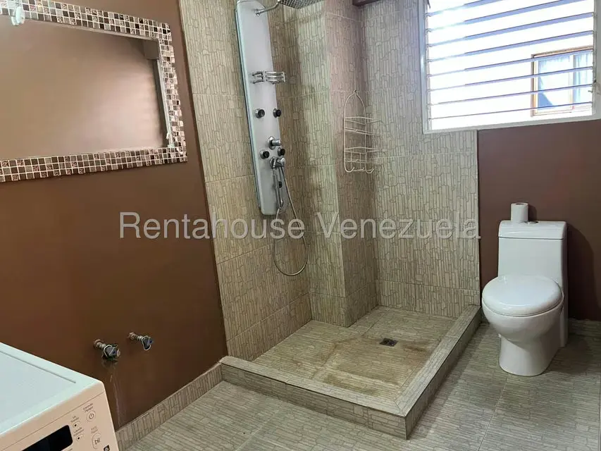Apartamento (1 Nivel) en Venta en Santa Monica, Distrito Metropolitano - 23