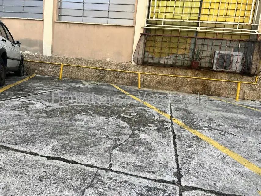 Apartamento (1 Nivel) en Venta en Santa Monica, Distrito Metropolitano - 28