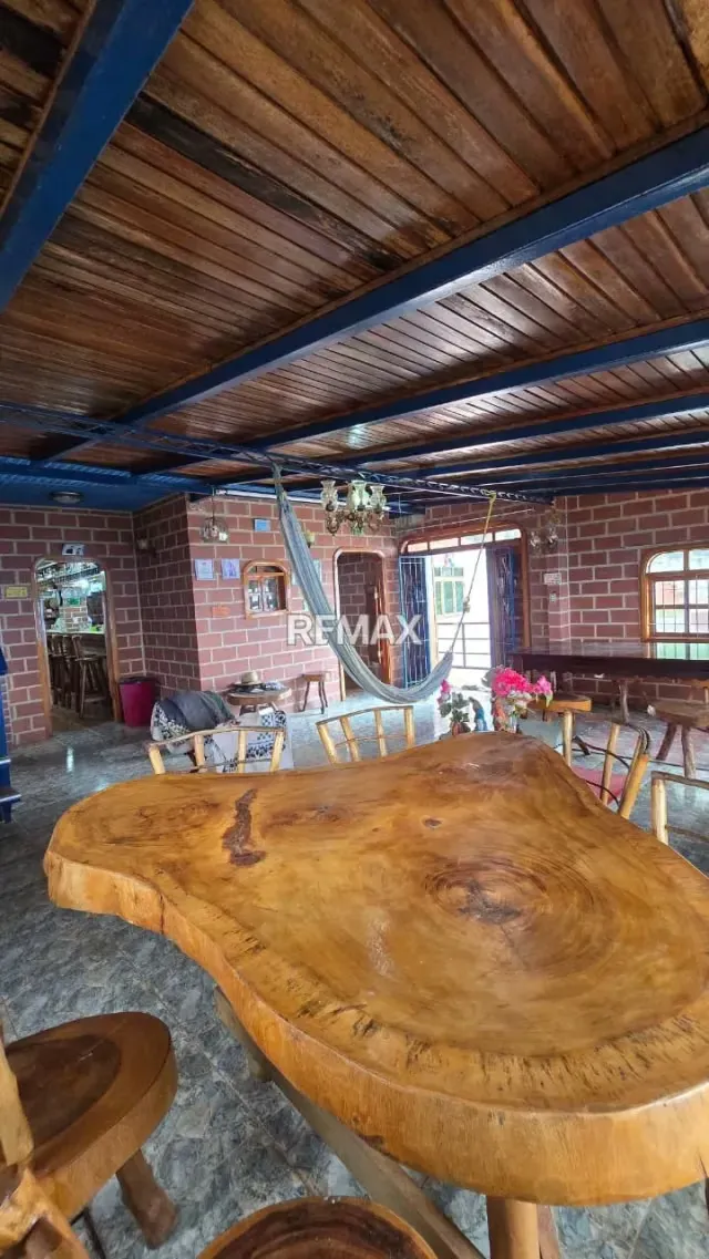 TERRENO EN VENTA - 10
