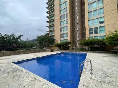Se Alquila Apartamento De Lujo Amoblado En Campo Alegre, Chacao Con Piscina Yep