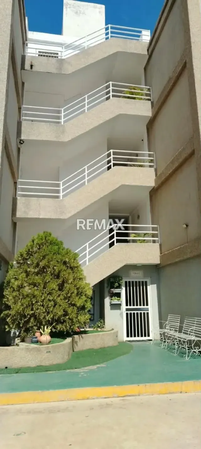Apartamento en alquiler en el Conjunto Residencial Jardin Los Naranjos, Maracaibo