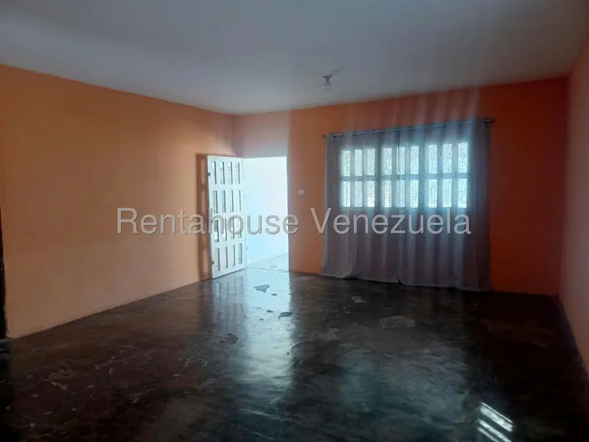 Casa (1 Nivel) en Venta en Calle 42, Zulia - 4