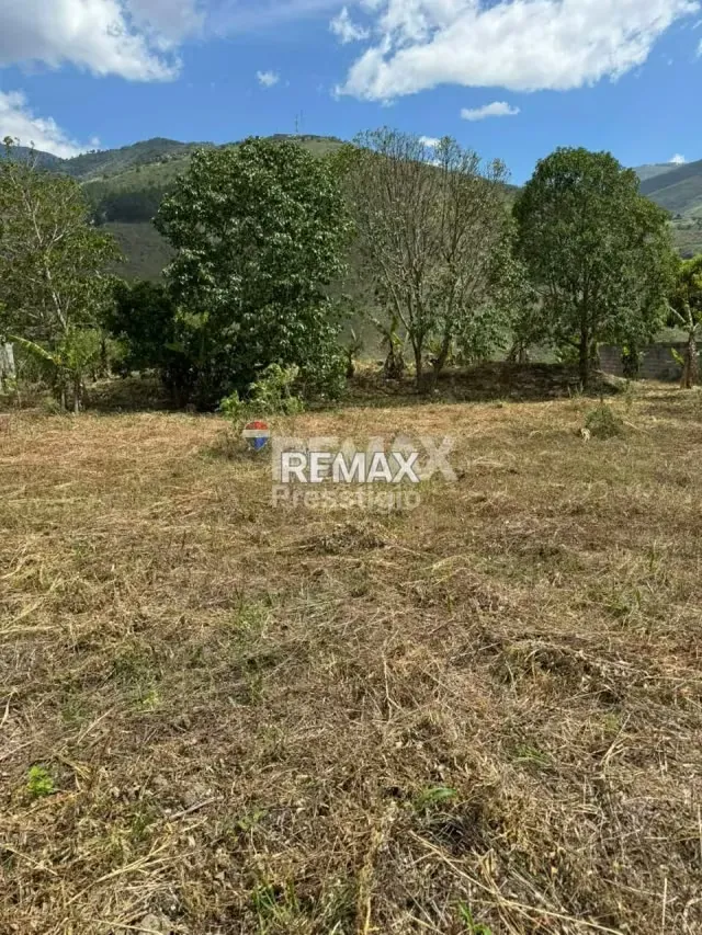 Terreno en Venta - 3