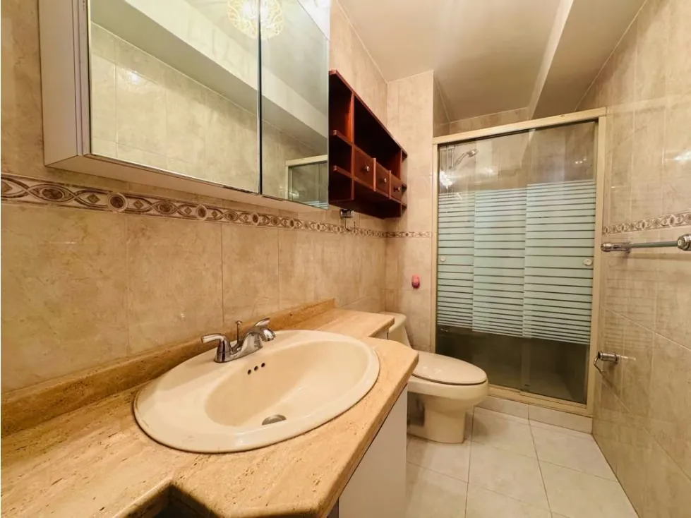 Se vende apartamento 206m2 3H+S/2.5B+S/2P Altamira - 17