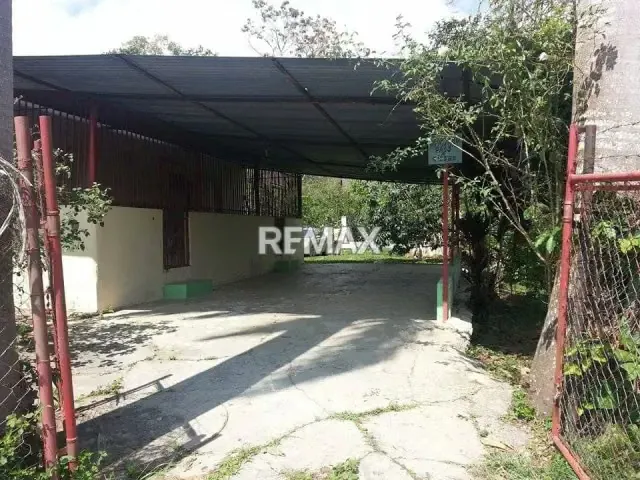 Inmueble ubicado en el sector La Garita, en la hermosa tierra de nubes en venta - 3