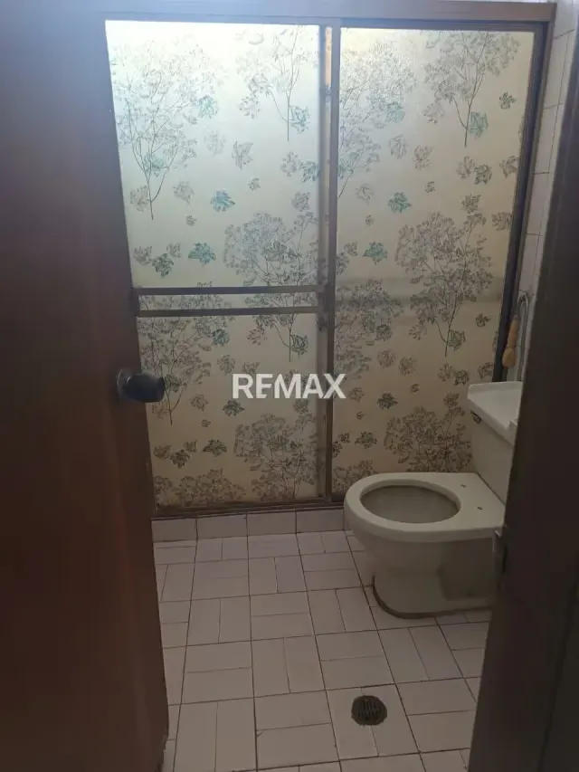 EN VENTA CASA DE 2 NIVELES UBICADA EN LA FRIA - 11