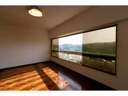 View 10