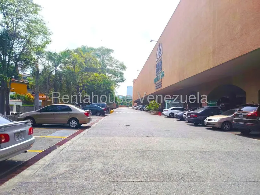 Local Comercial en Venta en Prados del Este, Distrito Metropolitano - 17