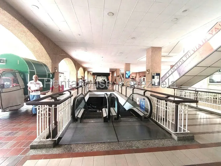 Local Comercial en Venta en Prados del Este, Distrito Metropolitano - 18