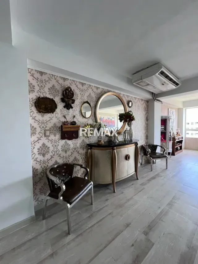 SE VENDE APARTAMENTO EN RESIDENCIA ZEUS SECTOR VENECIA LECHERÍA VENEZUELA - 6