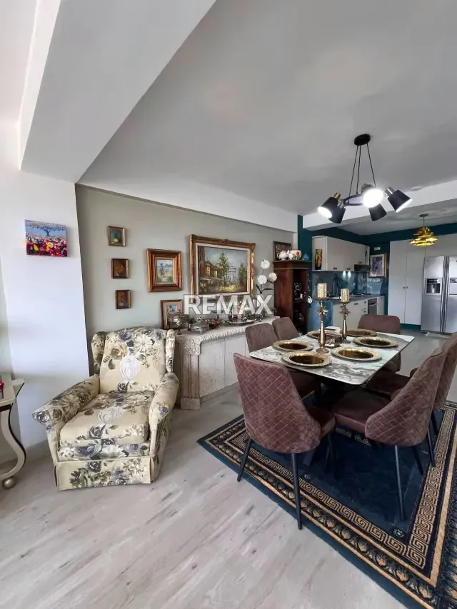 SE VENDE APARTAMENTO EN RESIDENCIA ZEUS SECTOR VENECIA LECHERÍA VENEZUELA - 7