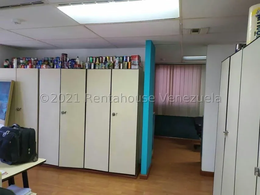 Oficina en Venta en El Viñedo, Carabobo - 14