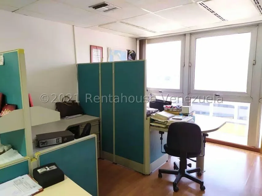 Oficina en Venta en El Viñedo, Carabobo - 17