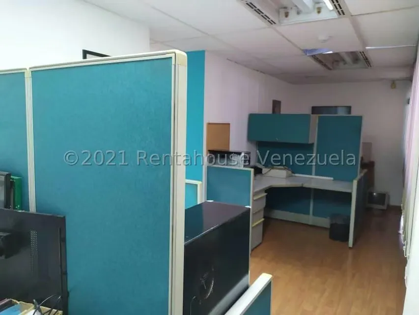 Oficina en Venta en El Viñedo, Carabobo - 25