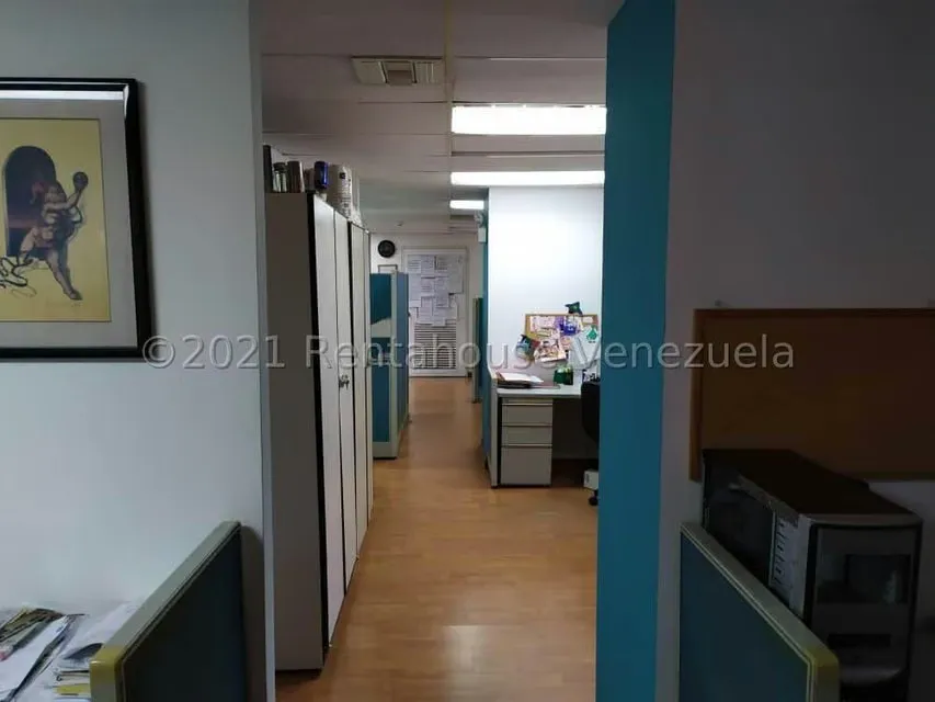 Oficina en Venta en El Viñedo, Carabobo - 27
