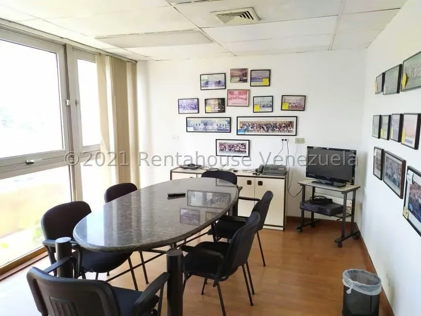 Oficina en Venta en El Viñedo, Carabobo - 31