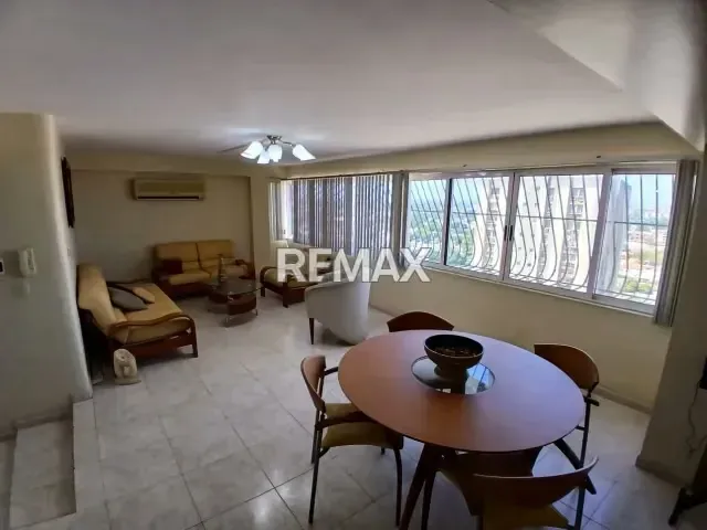 APARTAMENTO EN VENTA EDIFICIO LA PECERA ZONA OESTE - 6