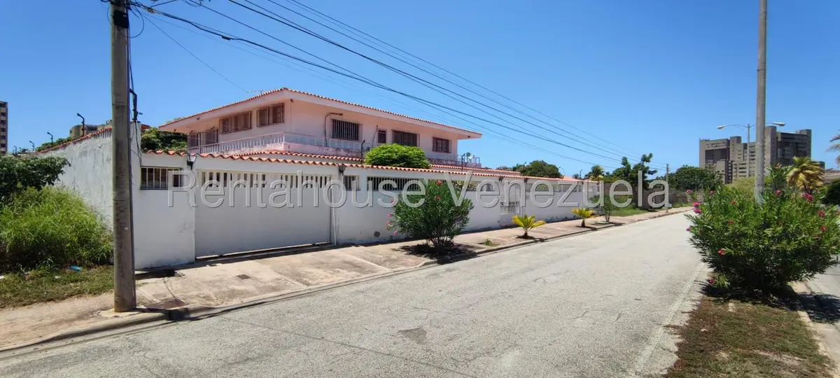 Casa (Multipes Niveles) en Venta en Jorge Coll, Nueva Esparta - 2