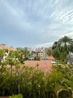 View 10
