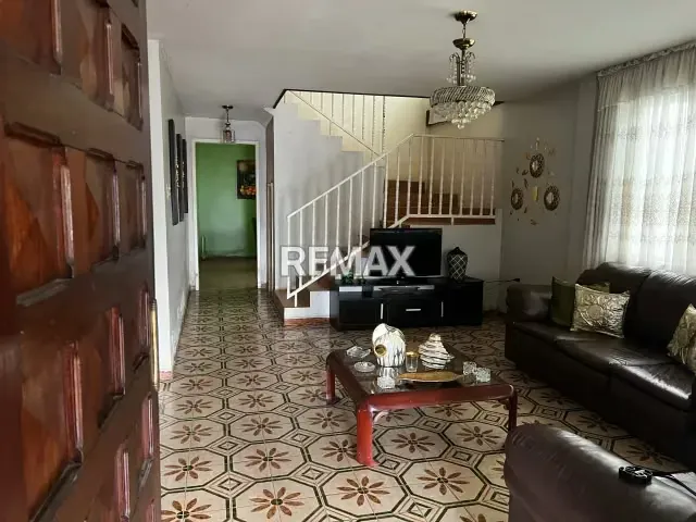 En venta casa ubicada en la zona de la candelaria - 3