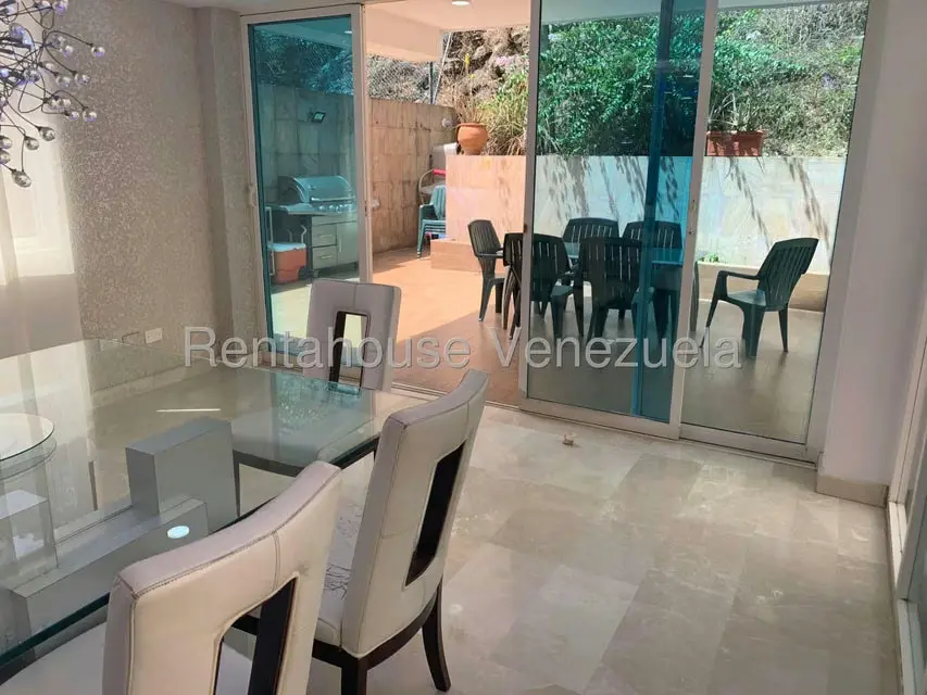 Casa (Multipes Niveles) en Venta en Alto Hatillo, Distrito Metropolitano - 13