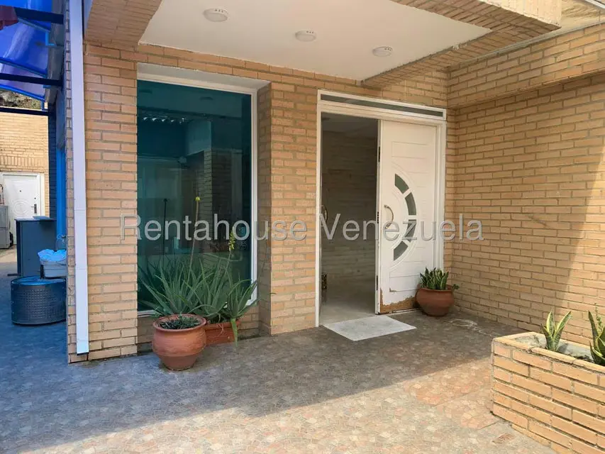 Casa (Multipes Niveles) en Venta en Alto Hatillo, Distrito Metropolitano - 2
