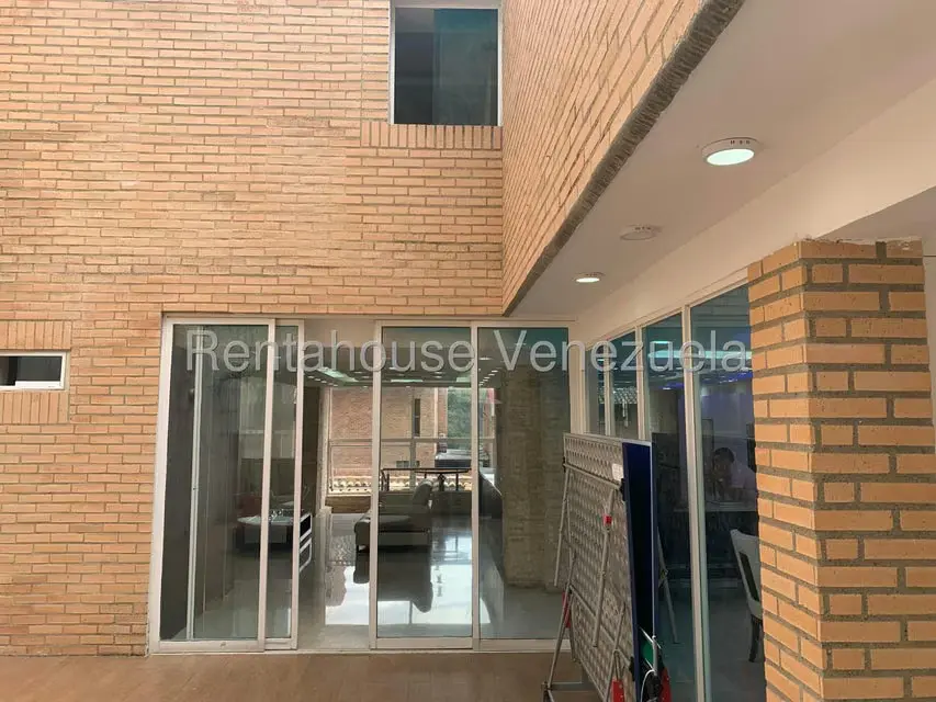 Casa (Multipes Niveles) en Venta en Alto Hatillo, Distrito Metropolitano - 31
