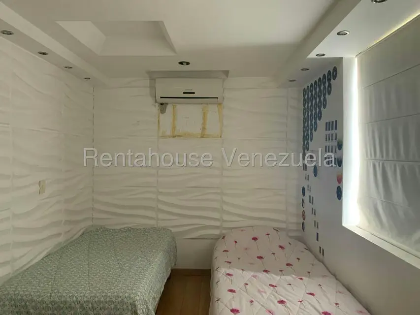 Casa (Multipes Niveles) en Venta en Alto Hatillo, Distrito Metropolitano - 38