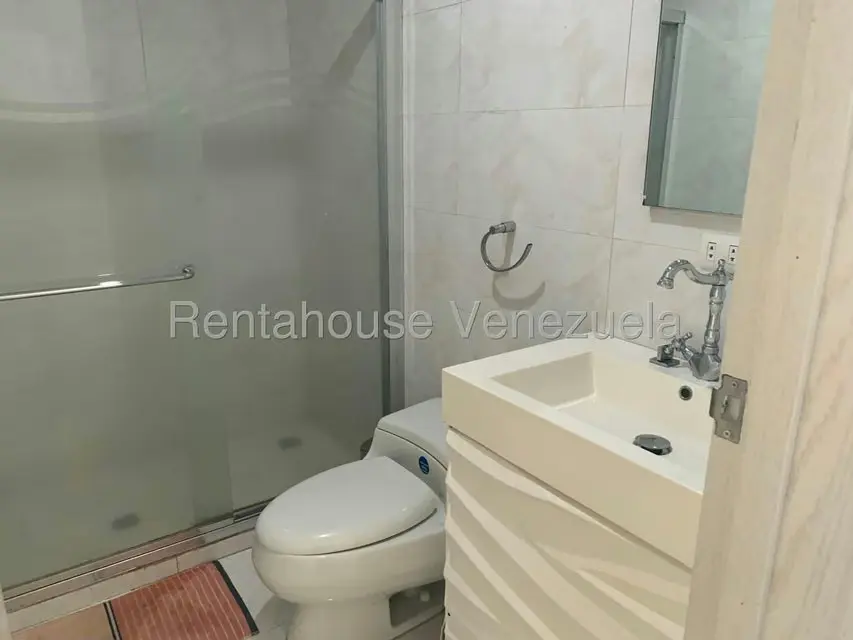 Casa (Multipes Niveles) en Venta en Alto Hatillo, Distrito Metropolitano - 9