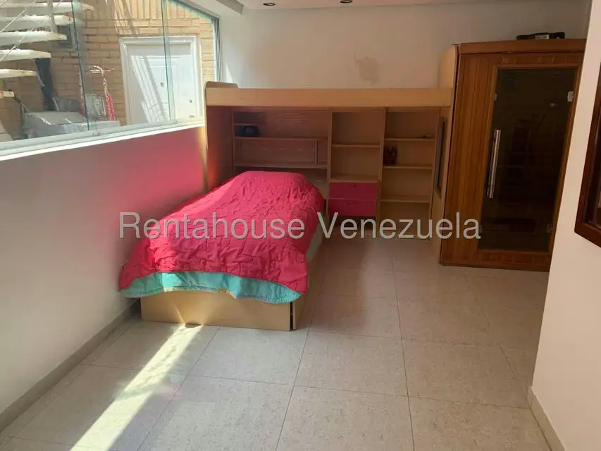 Casa (Multipes Niveles) en Venta en Alto Hatillo, Distrito Metropolitano - 10