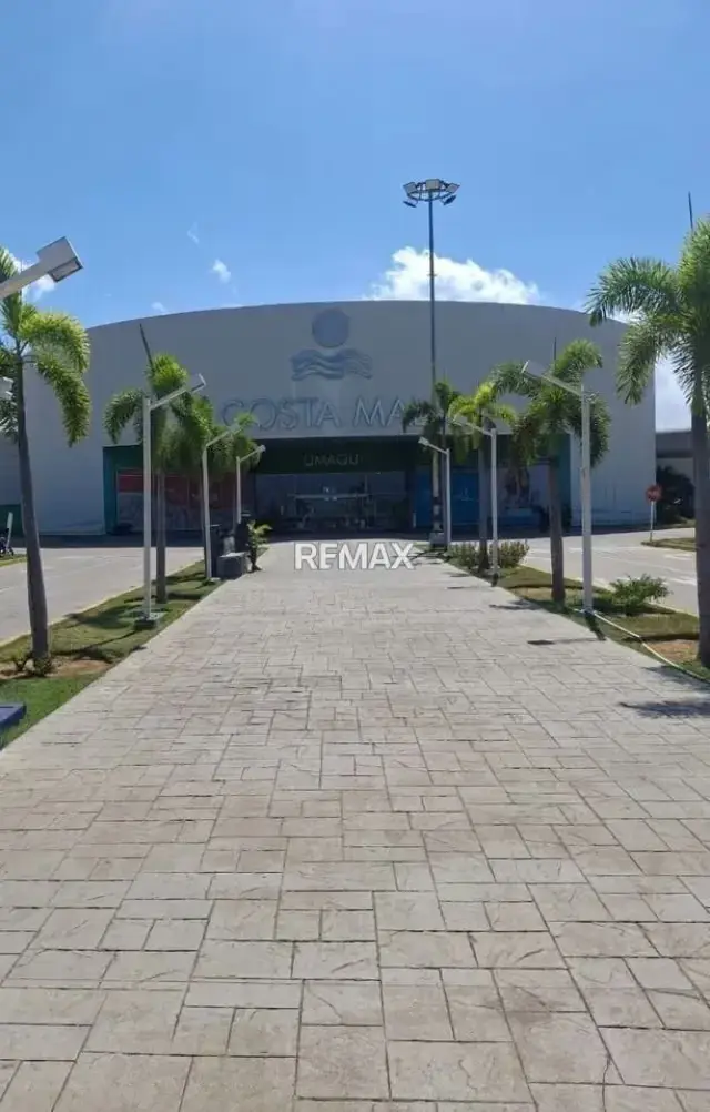 Local comercial EN VENTA C.C. Costa Mall. Cabimas