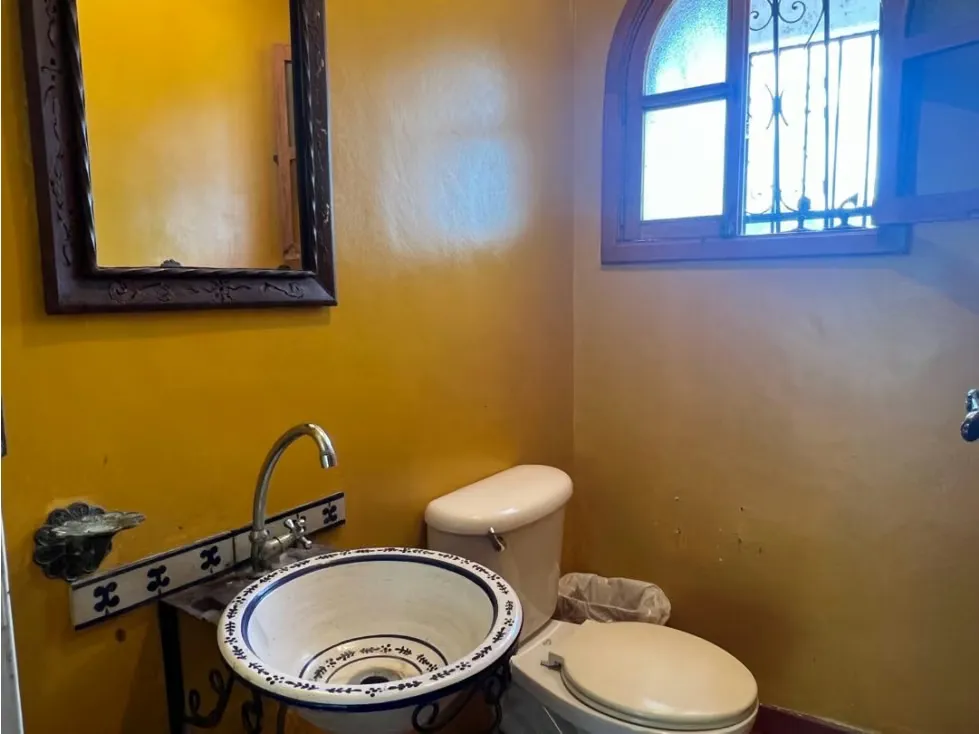 Amplia casa en venta en La Trinidad - 11