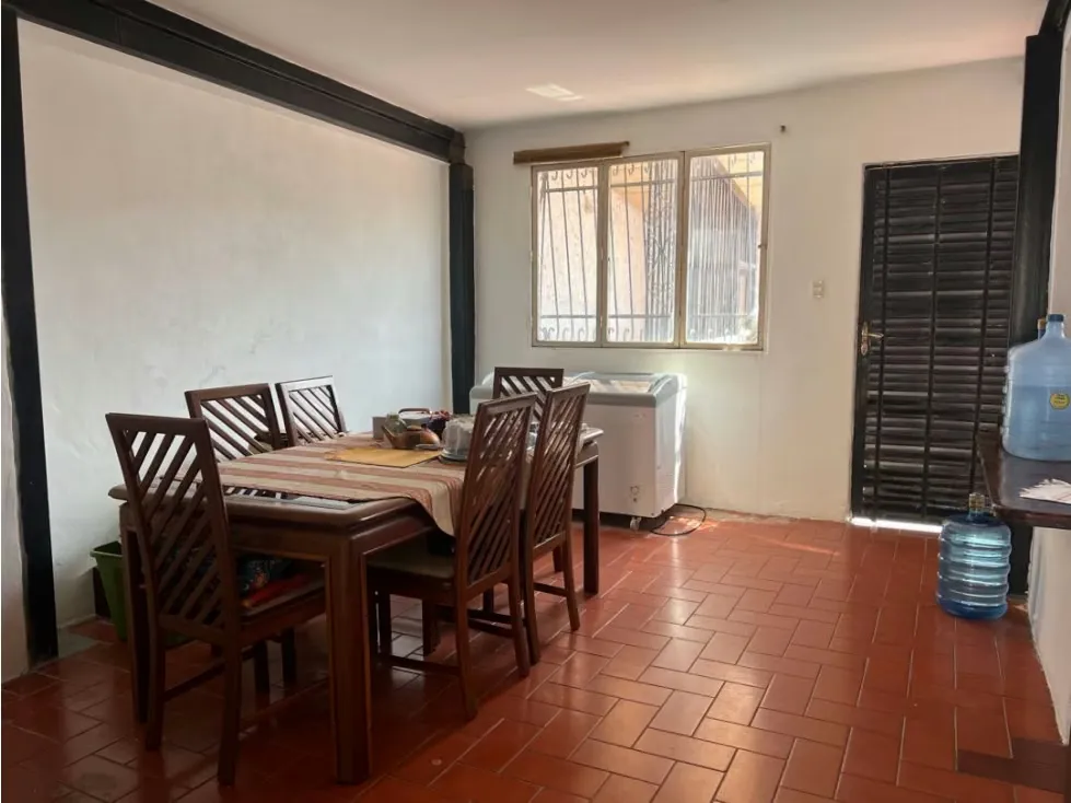 Amplia casa en venta en La Trinidad - 10