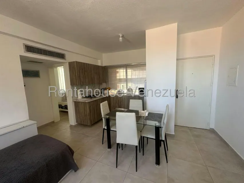 Apartamento (1 Nivel) en Venta en Costa Azul, Nueva Esparta - 17