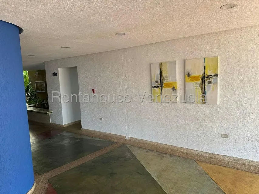 Apartamento (1 Nivel) en Venta en Costa Azul, Nueva Esparta - 2