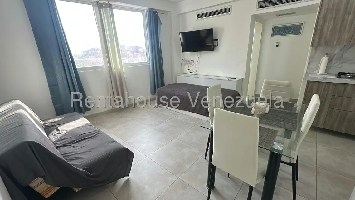 Apartamento (1 Nivel) en Venta en Costa Azul, Nueva Esparta - 8