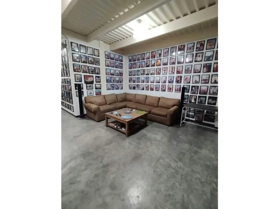 Vendo galpón 933m2 Puente Hierro 8600 - 13