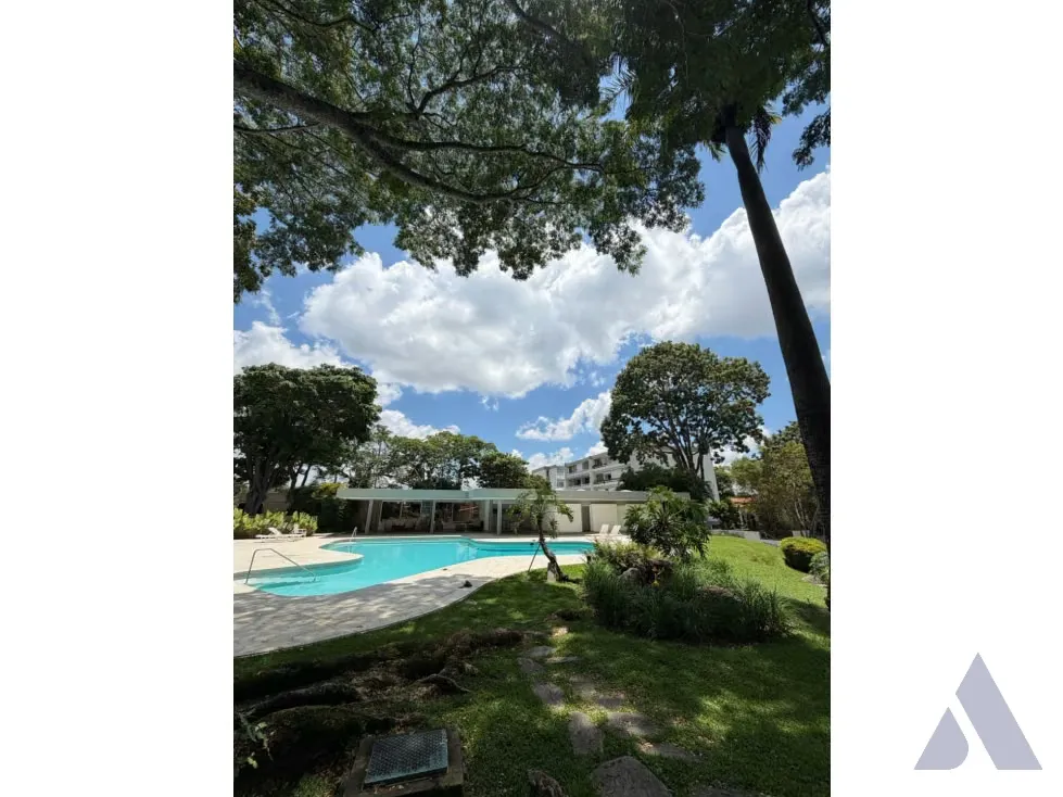 Alquilo apartamento PB 400m2 Alta Florida 2996 - 3