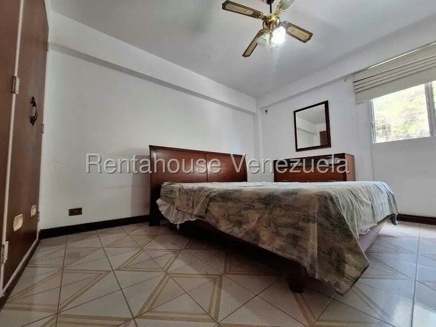 Apartamento (1 Nivel) en Venta en Colinas de Santa Monica, Distrito Metropolitano - 21