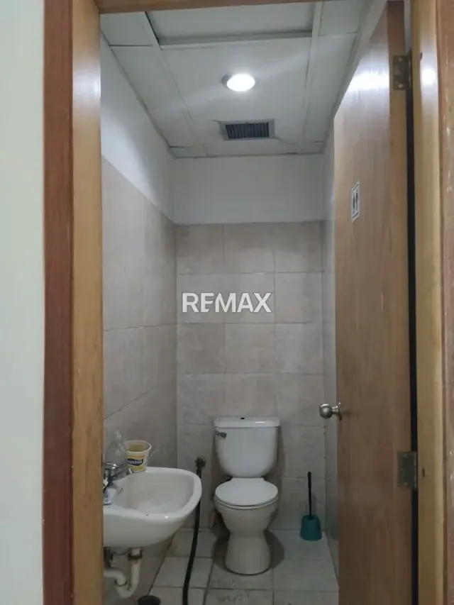 LOCAL COMERCIAL EN ALQUILER AV. INTERCOMUNAL TURMERO MARACAY A PIE DE CALLE - 5