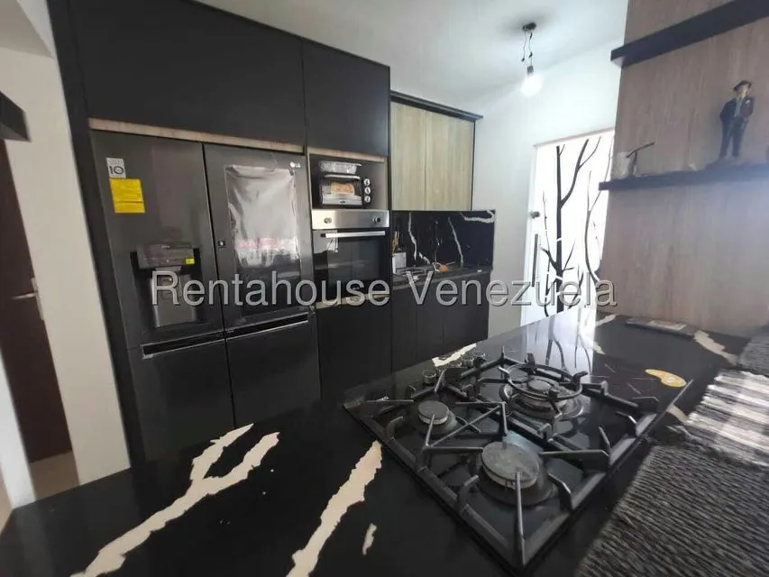 Apartamento (1 Nivel) en Alquiler en Zona Oeste, Lara - 14